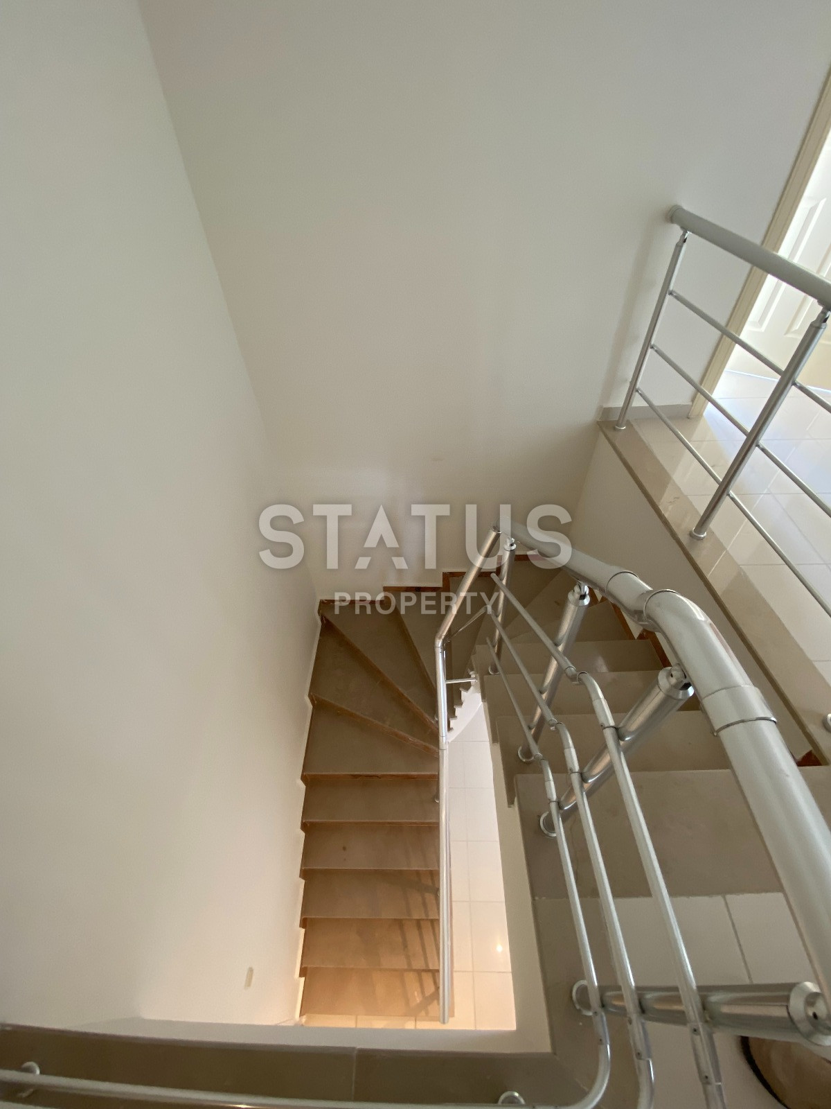 Huge duplex 5+1 – 300 sqm with sea view in Mahmutlar фото 16