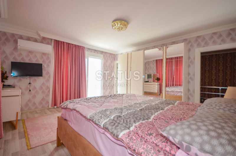 Duplex 4+1, in Mahmutlar, 200 meters from the sea, 210 sq.m. фото 9