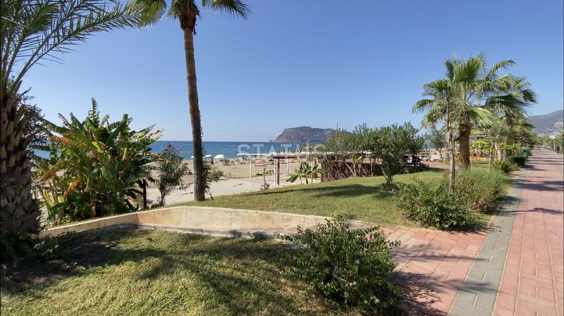 Apartment 2+1 overlooking the fortress of Alanya, 25 m from the sea in Oba, 90 m2 фото 15