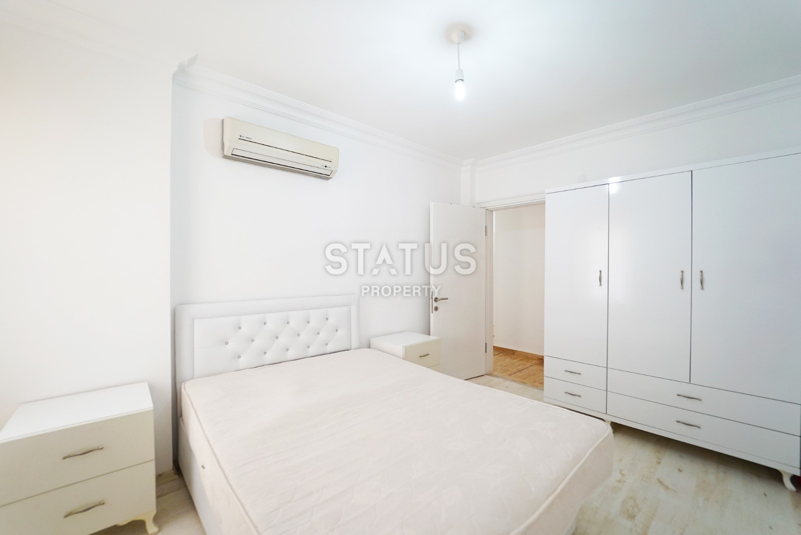 Two-level five-room apartment with furniture, 210m2 фото 8
