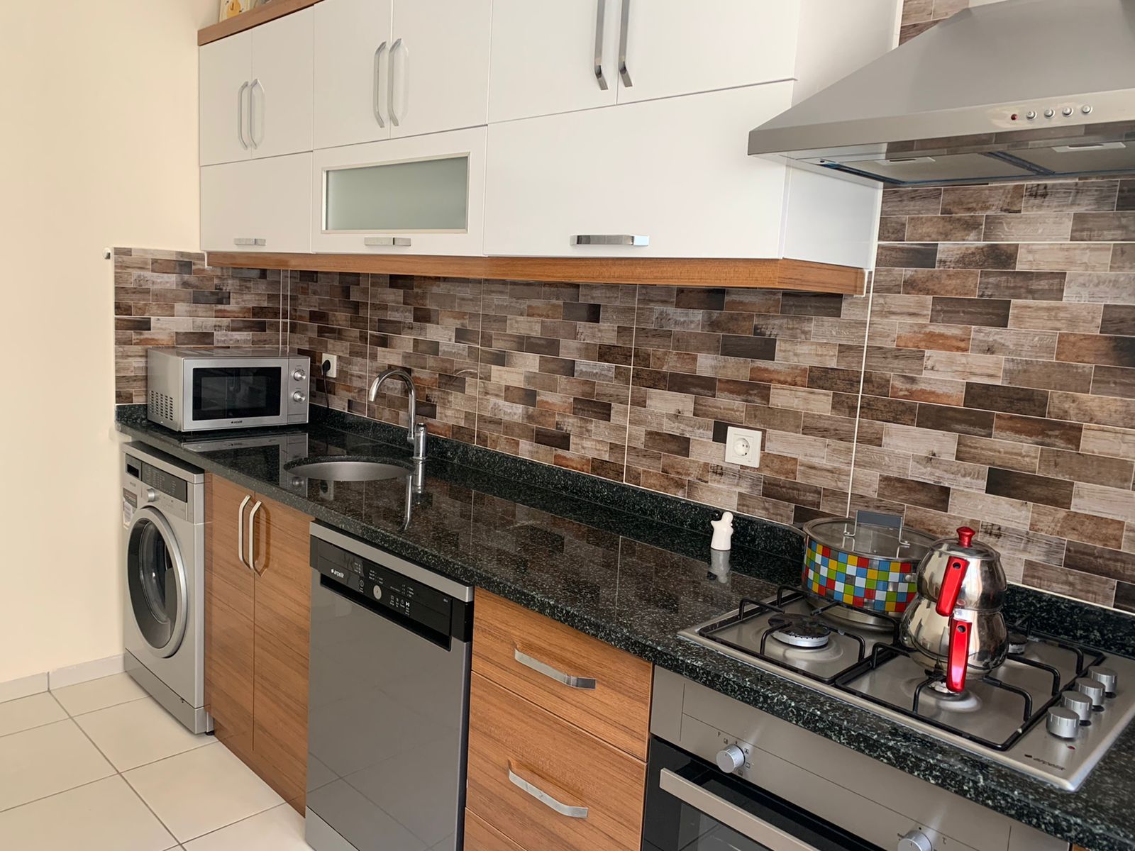 Квартира 2+1, в 200 метрах от моря в Махмутларе, 110 кв.м. фото 14