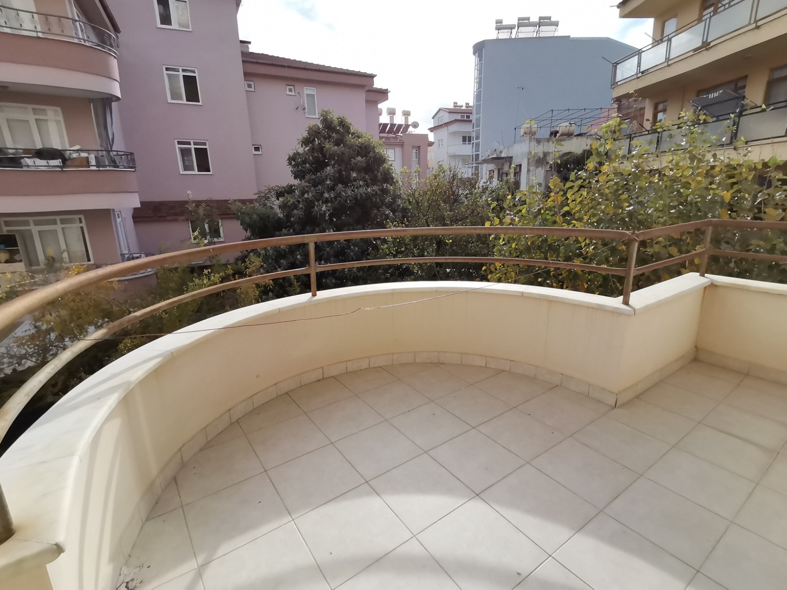 Apartment 2+1 five minutes from the historical port of Alanya, 100 m2. Centre. фото 12