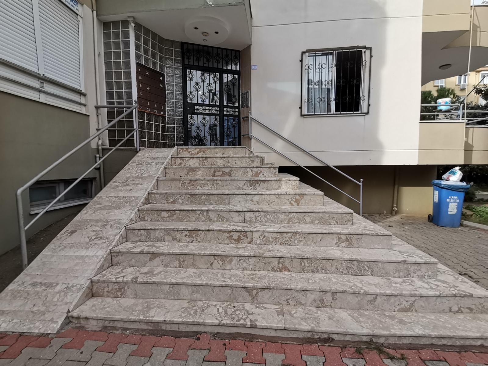 Apartment 2+1 five minutes from the historical port of Alanya, 100 m2. Centre. фото 27