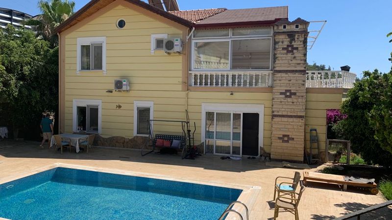 Villa 3+2, 700 meters from the sea in Mahmutlar, 280 sq.m. фото 7