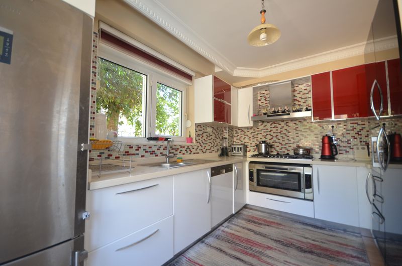 Villa 3+2, 700 meters from the sea in Mahmutlar, 280 sq.m. фото 23