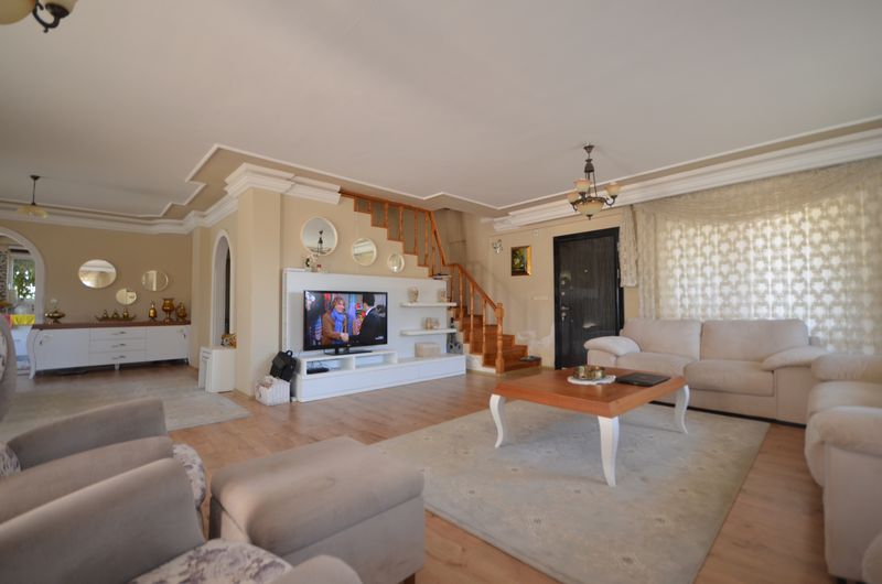 Villa 3+2, 700 meters from the sea in Mahmutlar, 280 sq.m. фото 31