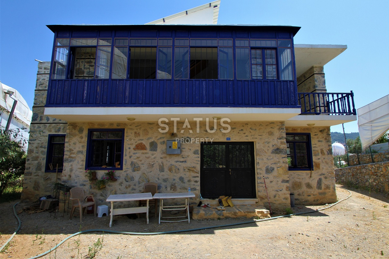 Земельный участок с большим домом и теплицей в Ходжалар, Алания. фото 9