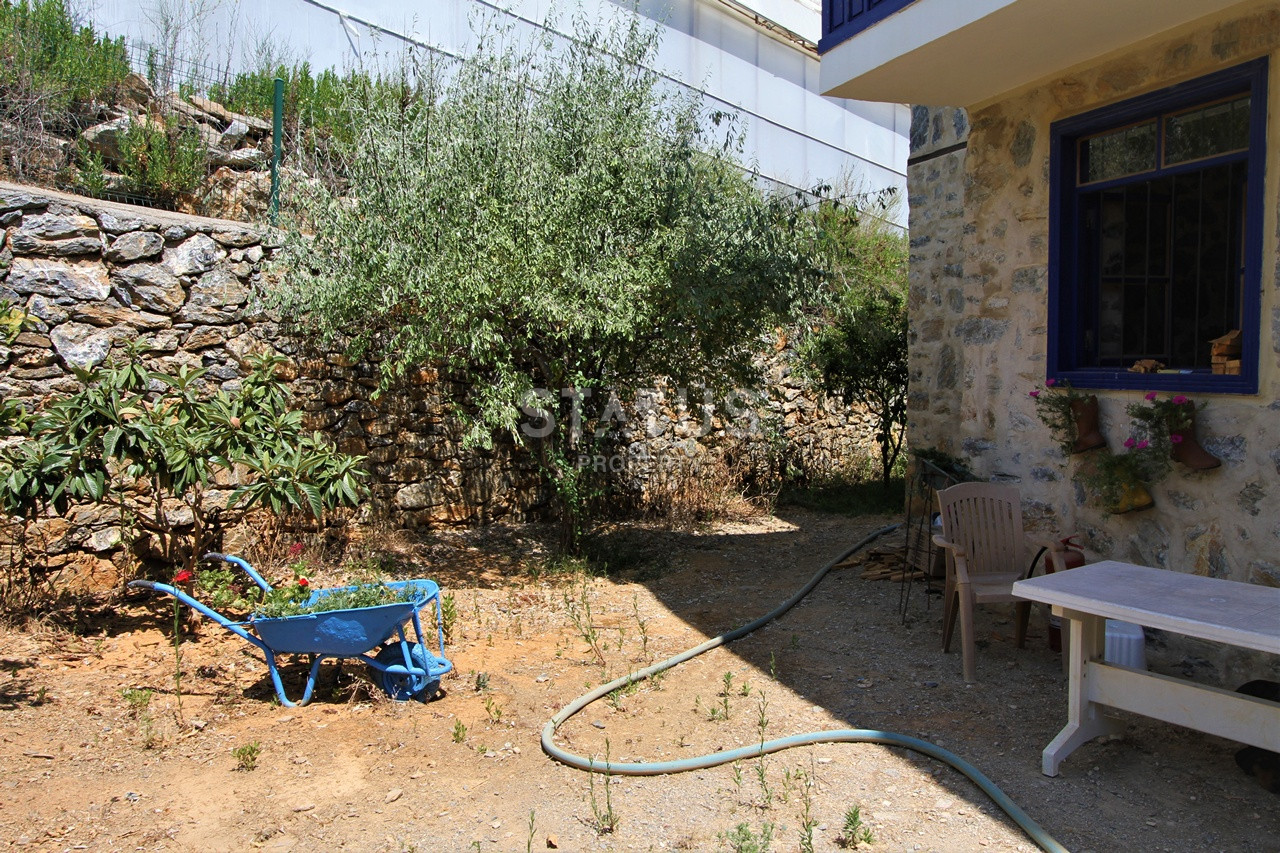 Земельный участок с большим домом и теплицей в Ходжалар, Алания. фото 38