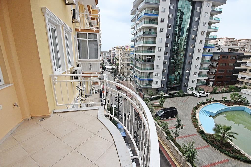 Отличные трехкомнатные апартаменты с мебелью и бытовой техникой в районе Махмутлар, 125 кв.м. фото 9