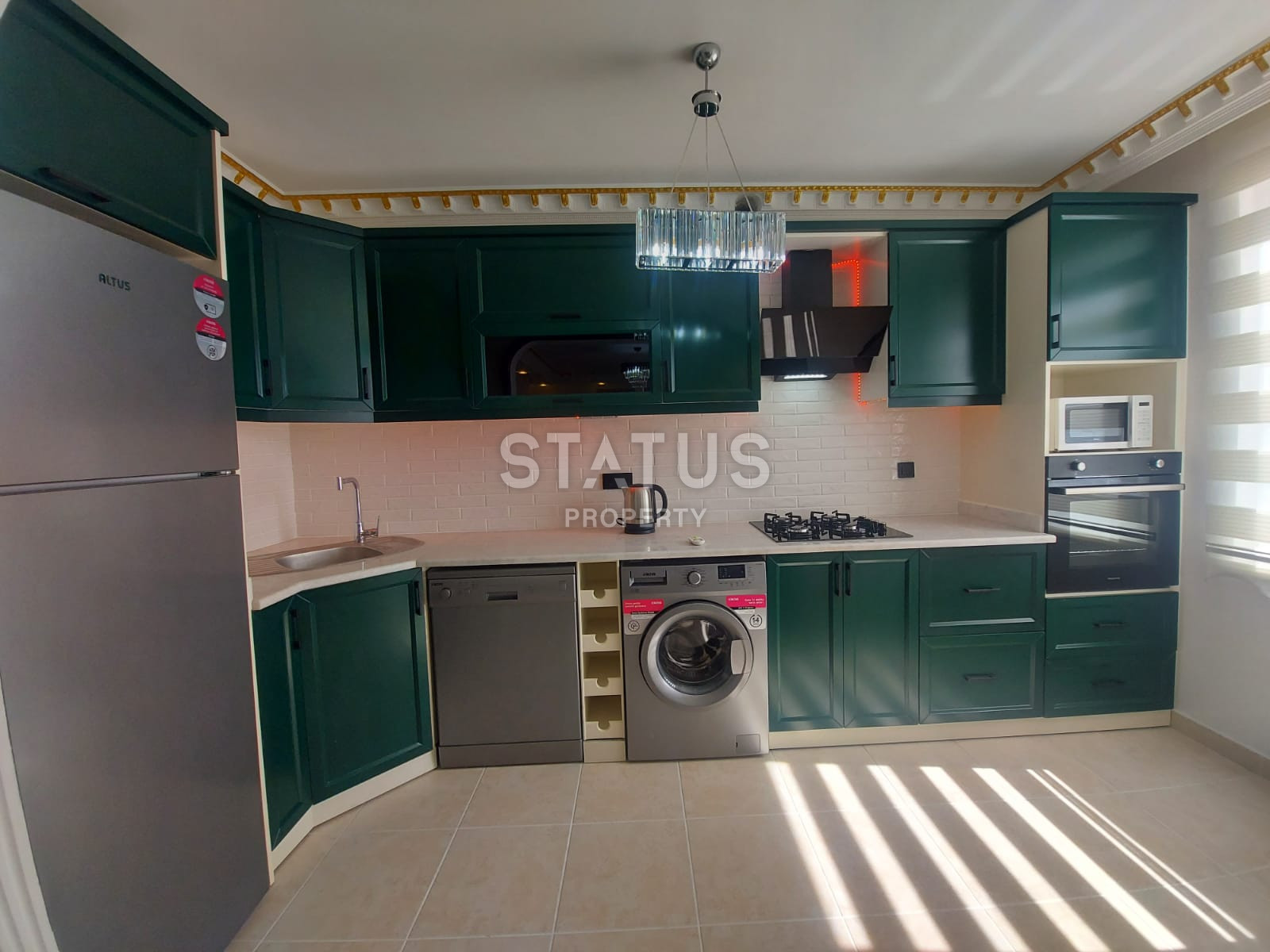 Three-room apartment with furniture in Mahmutlar, 125 m2 фото 3