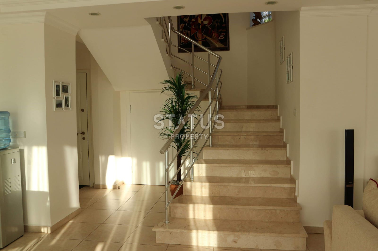 Villa 3+1 with a panorama of the sea, the fortress and the city, 220 m2. Center, Alanya. фото 3