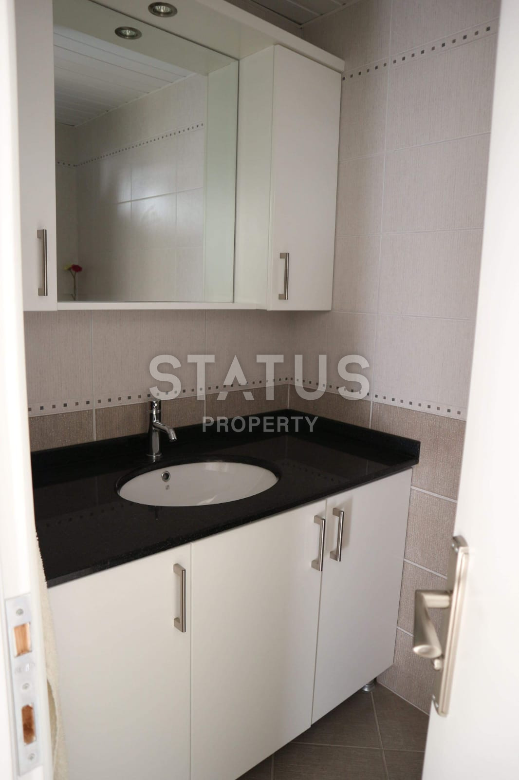 Villa 3+1 with a panorama of the sea, the fortress and the city, 220 m2. Center, Alanya. фото 11