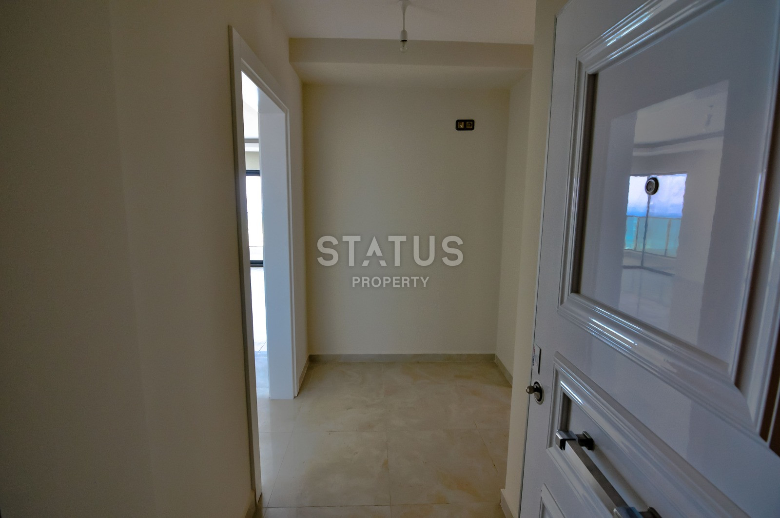 Apartment 2+1 20 meters from the sea in Mahmutlar, 85 sq.m. фото 5