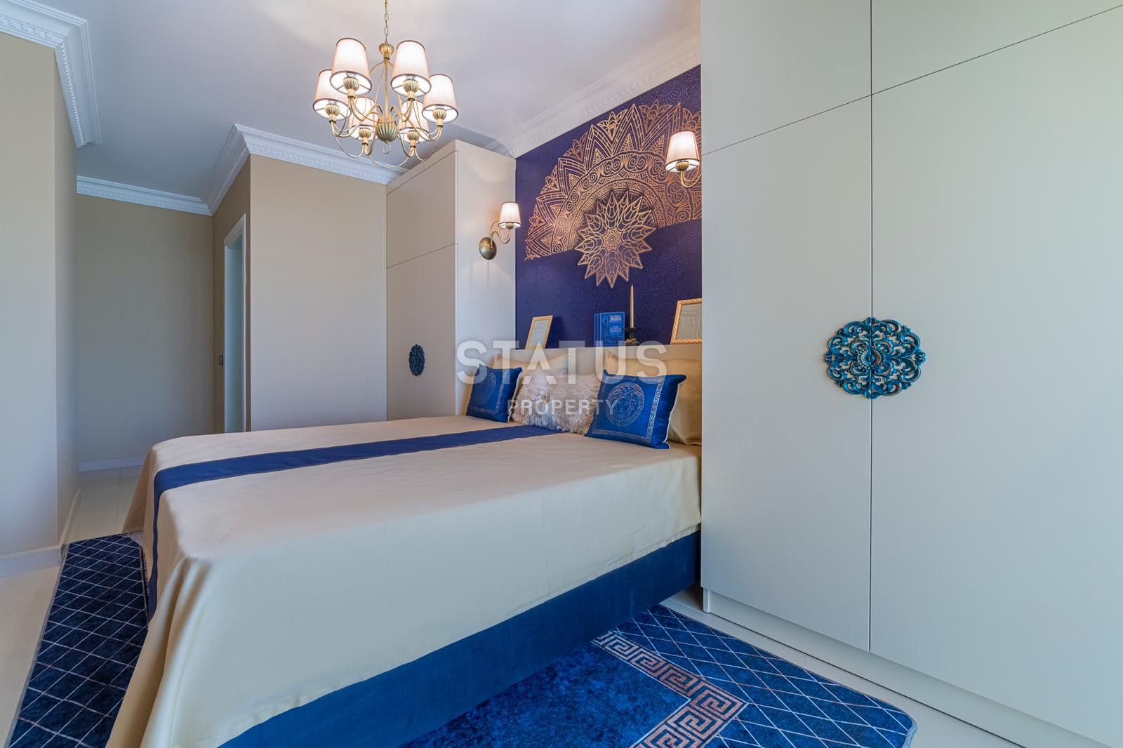 Трехкомнатная квартира с дизайнерским ремонтом и видом на море в районе Махмутлар, 110 кв м. фото 8