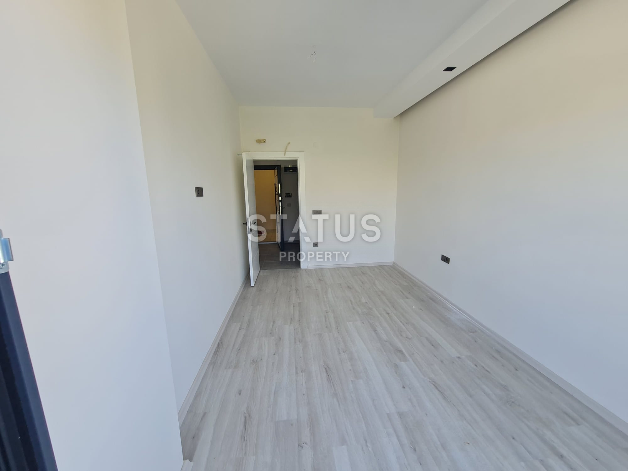 Большая квартира 1+1 в новом доме в Махмутларе, 70 м2 фото 3