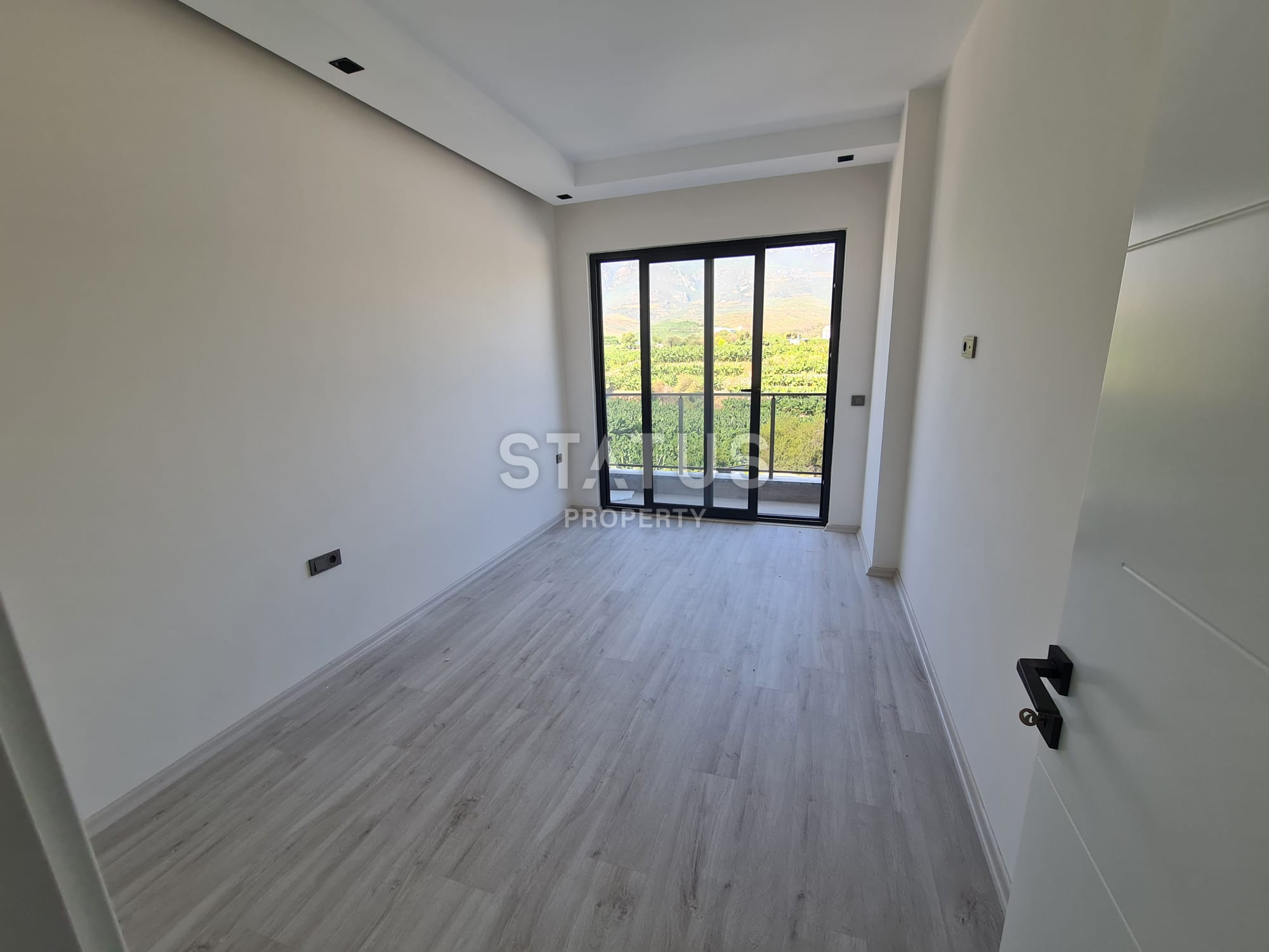 Большая квартира 1+1 в новом доме в Махмутларе, 70 м2 фото 5