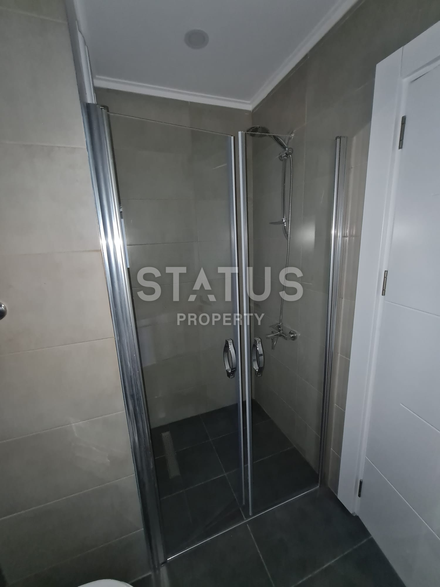 Большая квартира 1+1 в новом доме в Махмутларе, 70 м2 фото 16