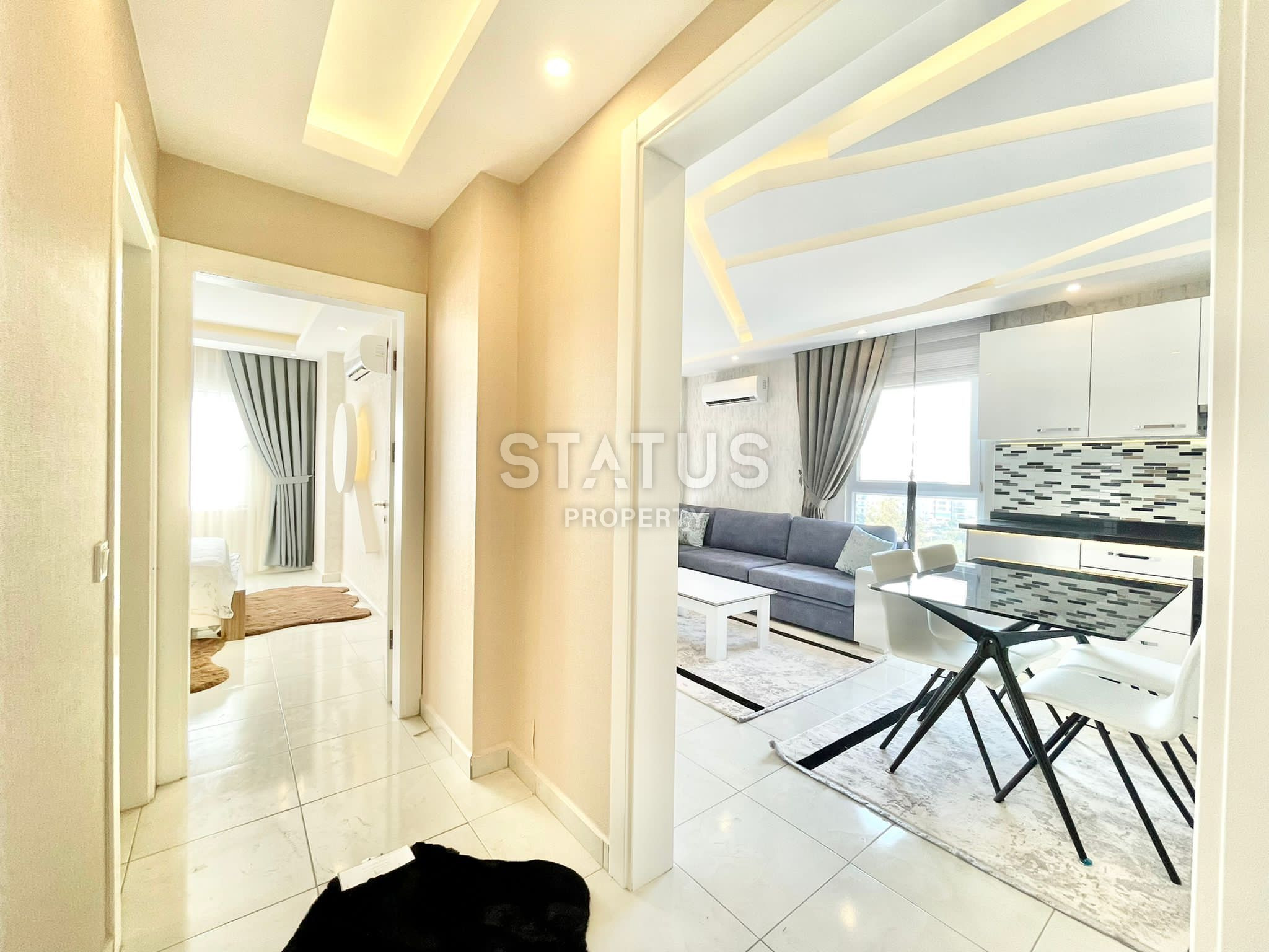 Comfortable apartment 1+1 with sea and mountain views, 65 m2 in Mahmutlar. фото 3