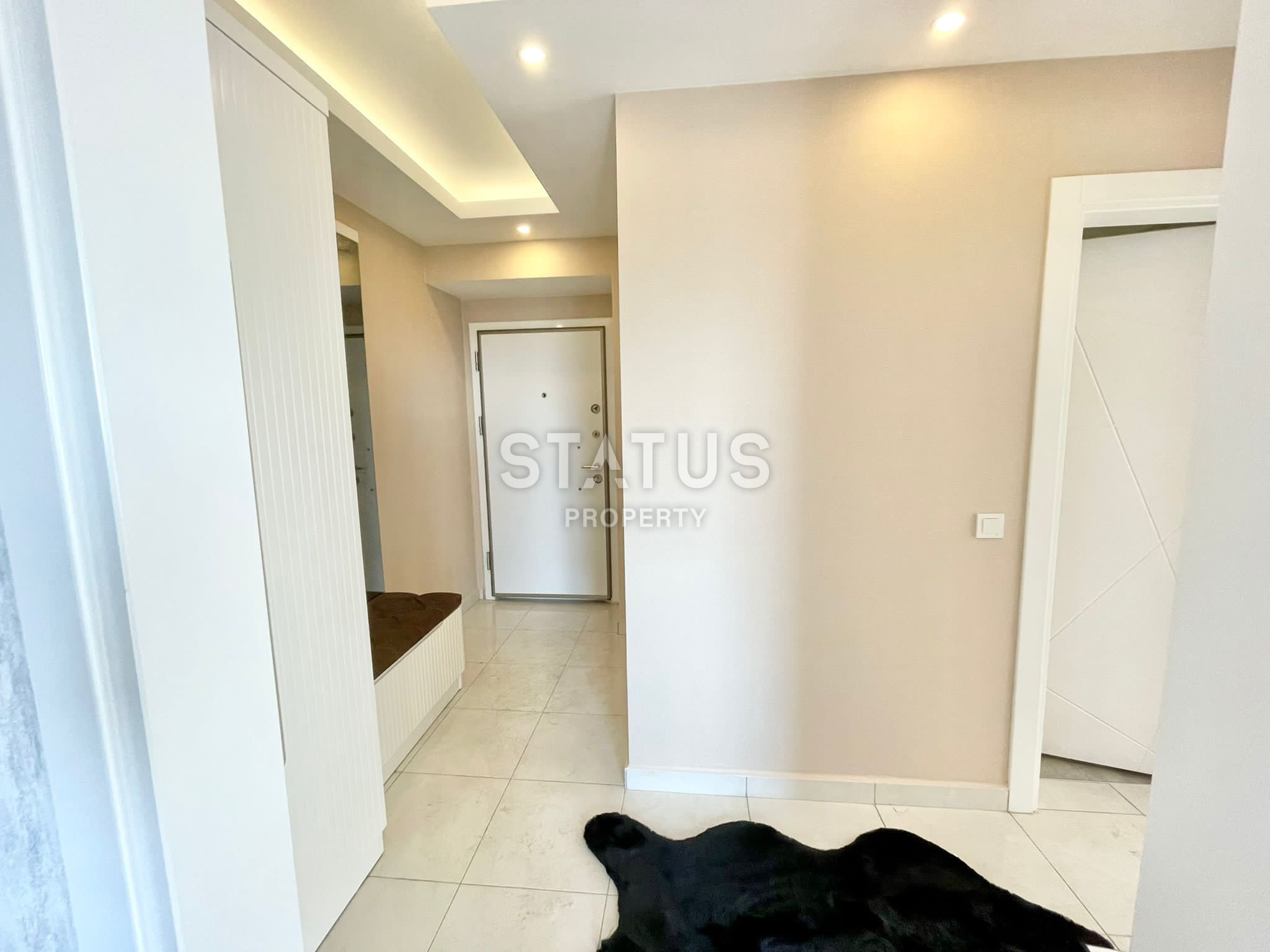 Comfortable apartment 1+1 with sea and mountain views, 65 m2 in Mahmutlar. фото 4