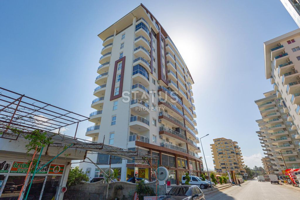 Comfortable apartment 1+1 with sea and mountain views, 65 m2 in Mahmutlar. фото 22