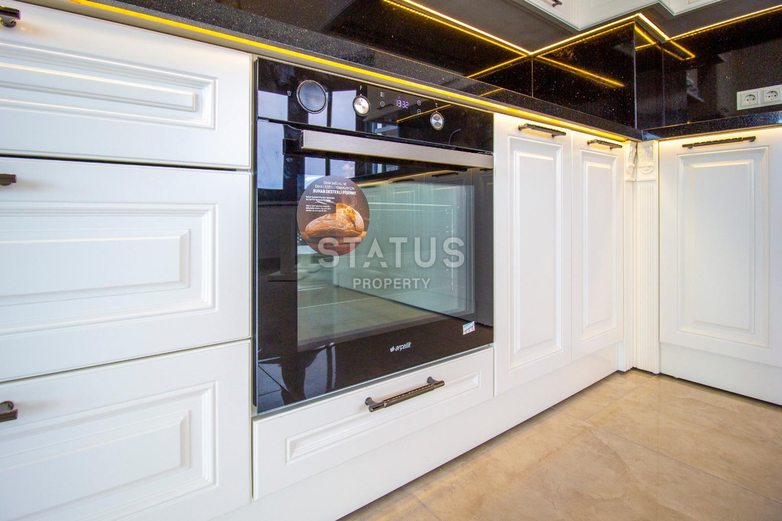 Furnished apartment 3+1 in the center of Alanya, 130 m2 фото 6