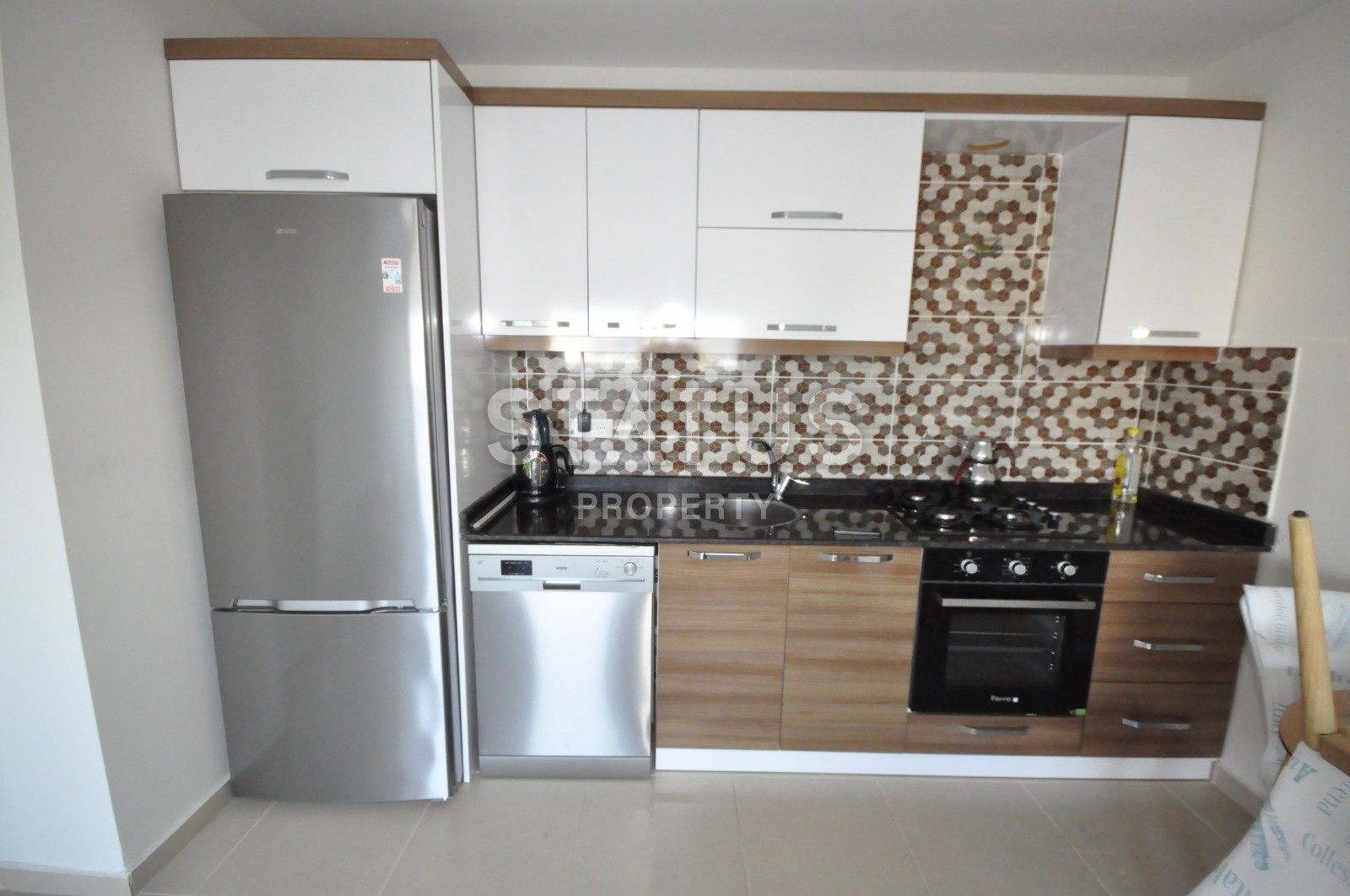 Новая квартира 1+1 в новом комплексе в 5 минутах ходьбы  до моря, 75 м2. фото 9