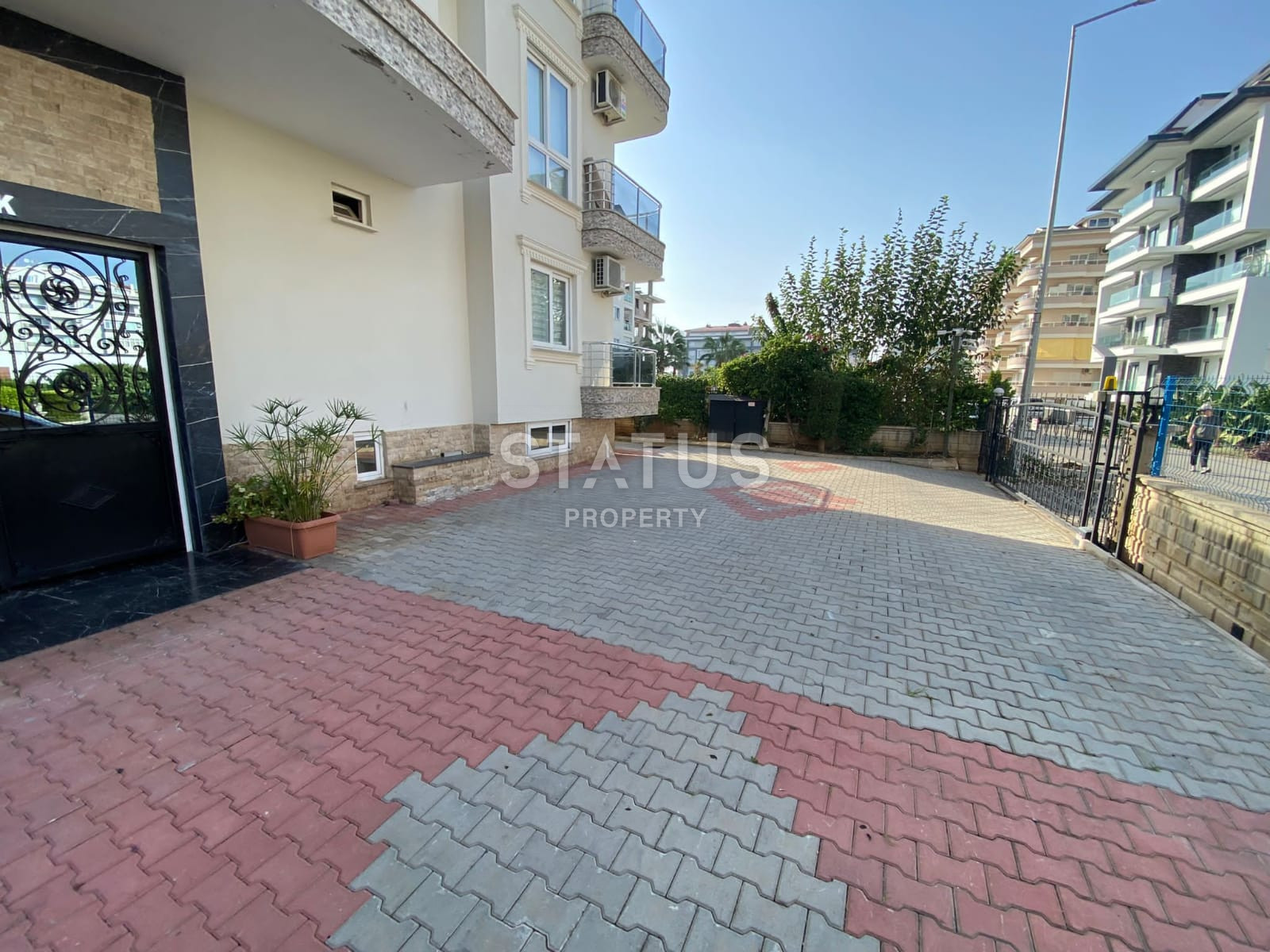 Просторная квартира 1+1 с мебелью в 50 метрах от моря в Кестеле, 65 м2. фото 5