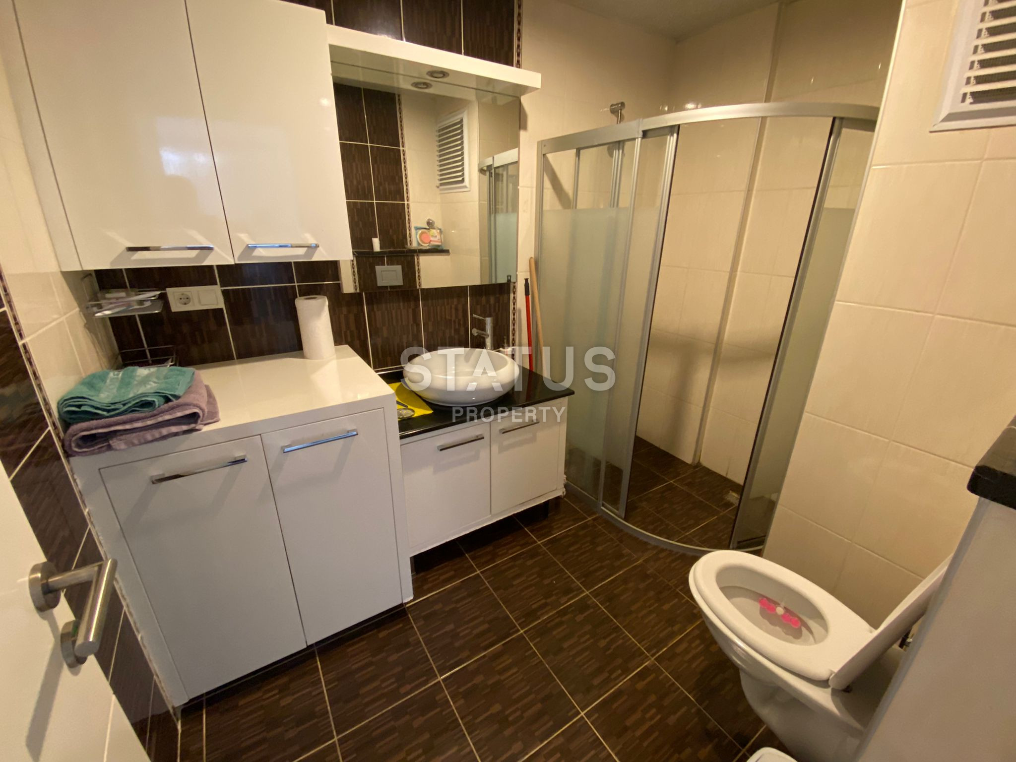 Просторная квартира 1+1 с мебелью в 50 метрах от моря в Кестеле, 65 м2. фото 23