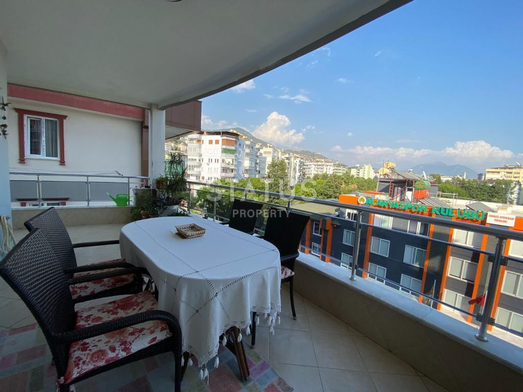 Просторная квартира 3+1 в нескольких минутах от пляжа Клеопатры в центре Алании, 180 м2. фото 16