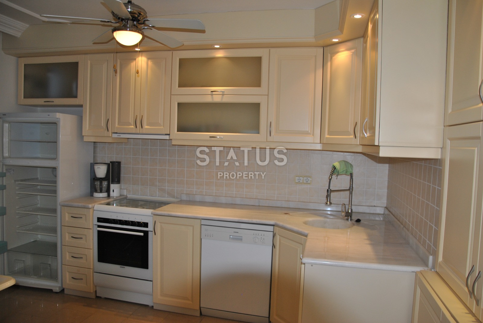 Просторная квартира 3+1 с боковым видом на море, 165 м2 фото 18