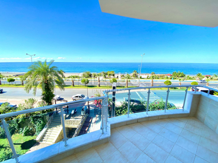 Видовые трехкомнатные апартаменты на первой береговой линии, Махмутлар фото 1