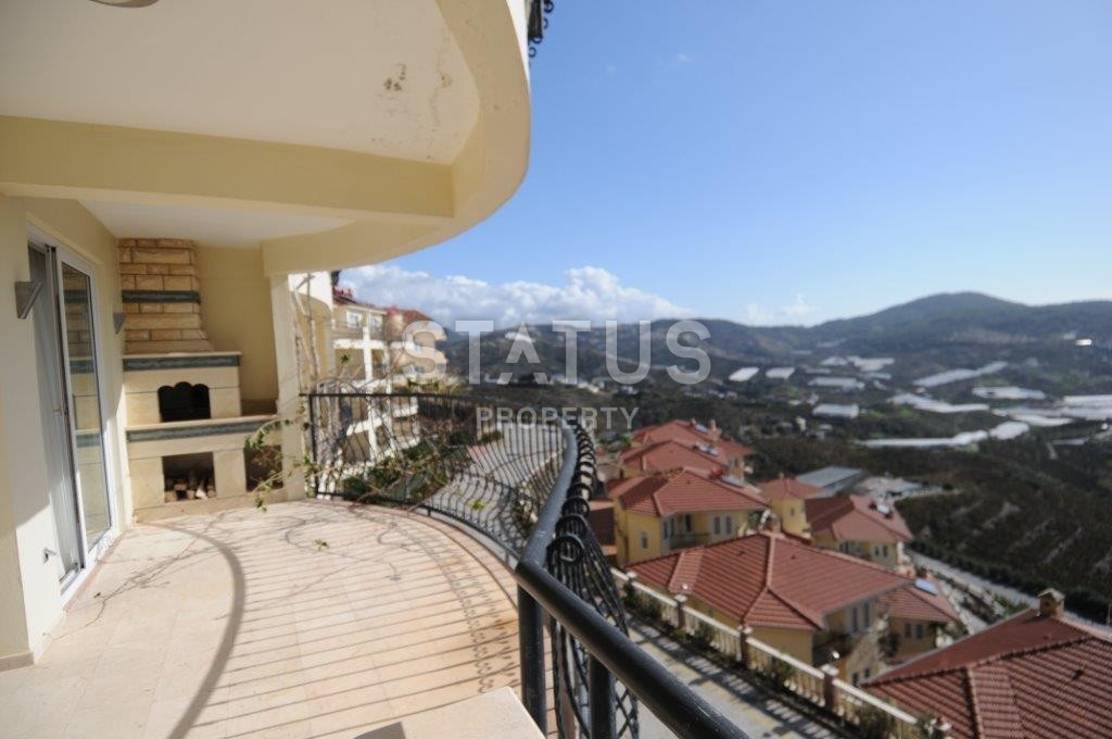 Excellent penthouse for a large family in a luxury complex фото 8