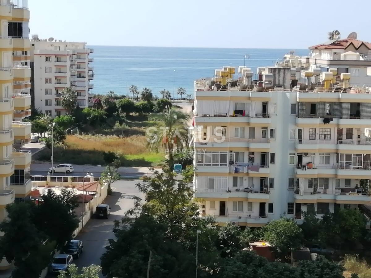 Spacious furnished apartment 1+1 with sea view, 70 m2. Mahmutlar, Alanya. фото 7