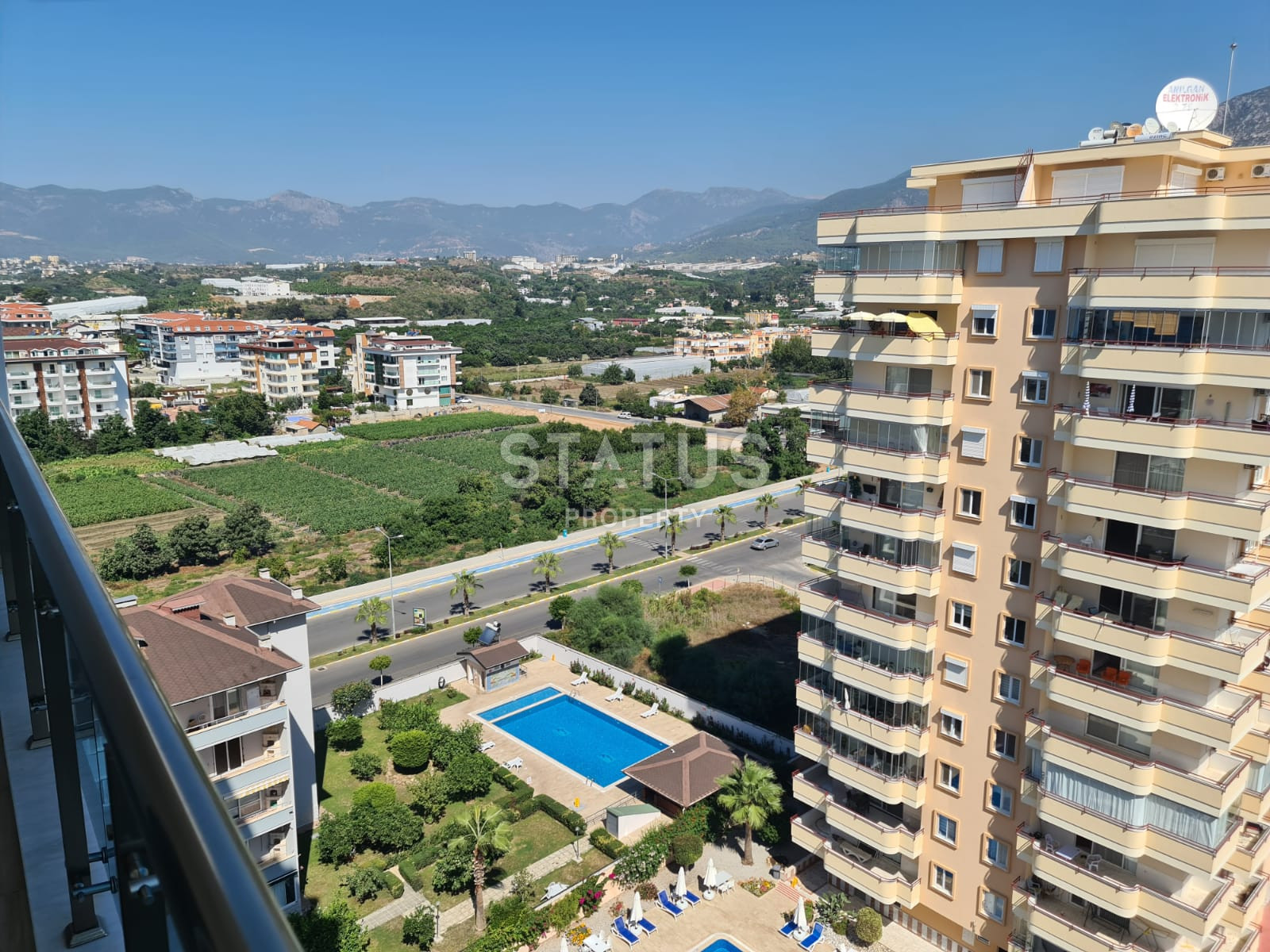 Apartment 1+1 in a luxury complex in Mahmutlar, 66 m2 фото 21