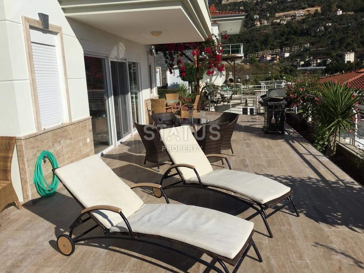 Двухэтажная вилла 3+1 с панорамой на море и крепость, 160 м2. Алания, Центр. фото 4