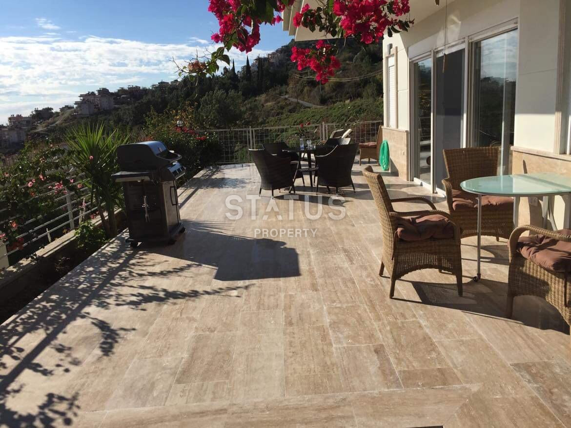 Двухэтажная вилла 3+1 с панорамой на море и крепость, 160 м2. Алания, Центр. фото 5