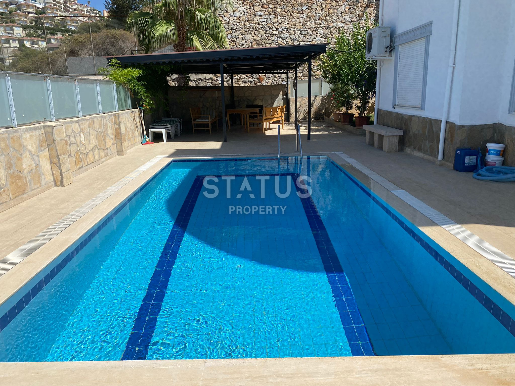 Вилла 3+1 с собственным бассейном и садовым участком в Каргыджаке, 220 м2. фото 4