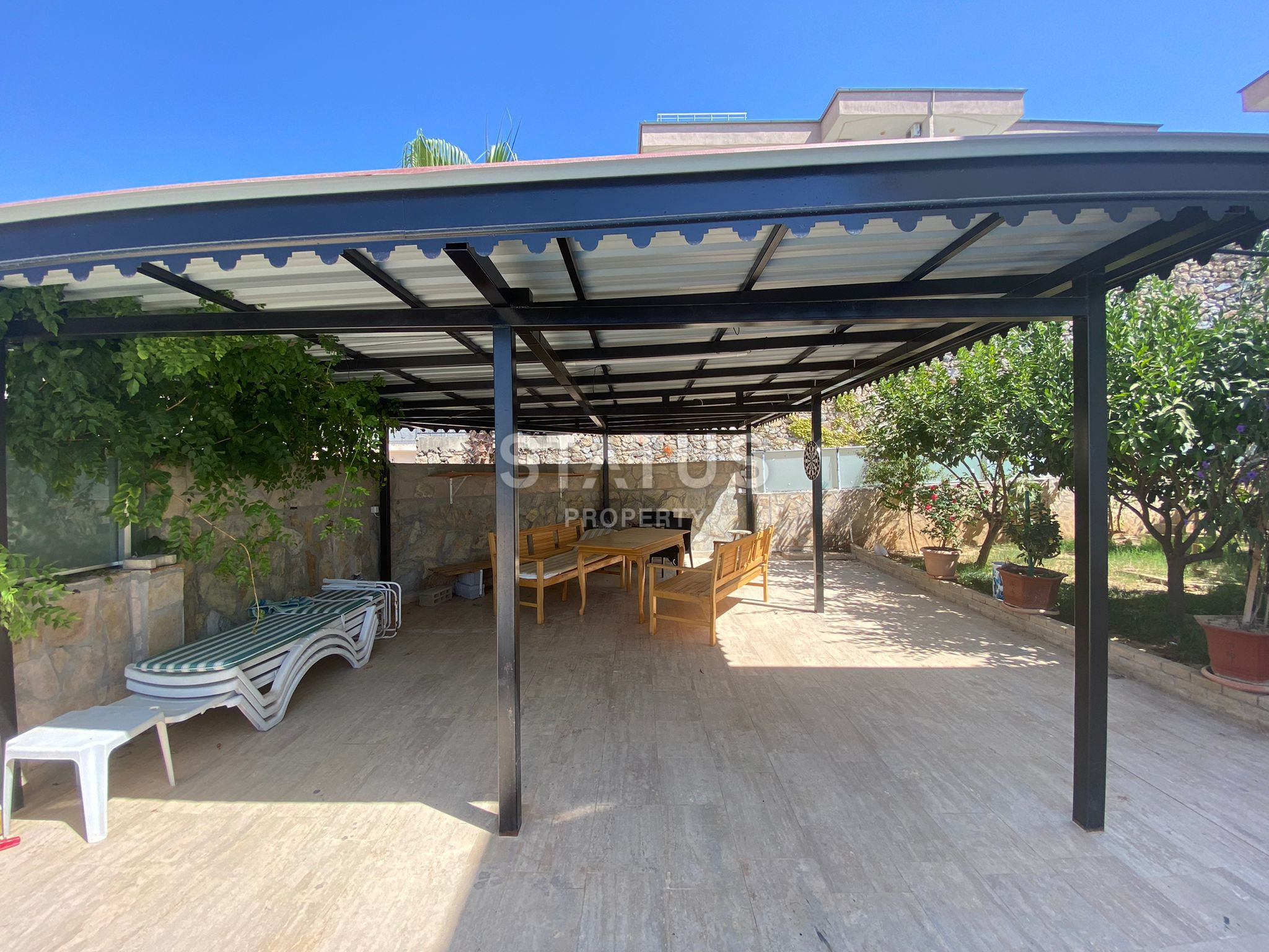 Вилла 3+1 с собственным бассейном и садовым участком в Каргыджаке, 220 м2. фото 9