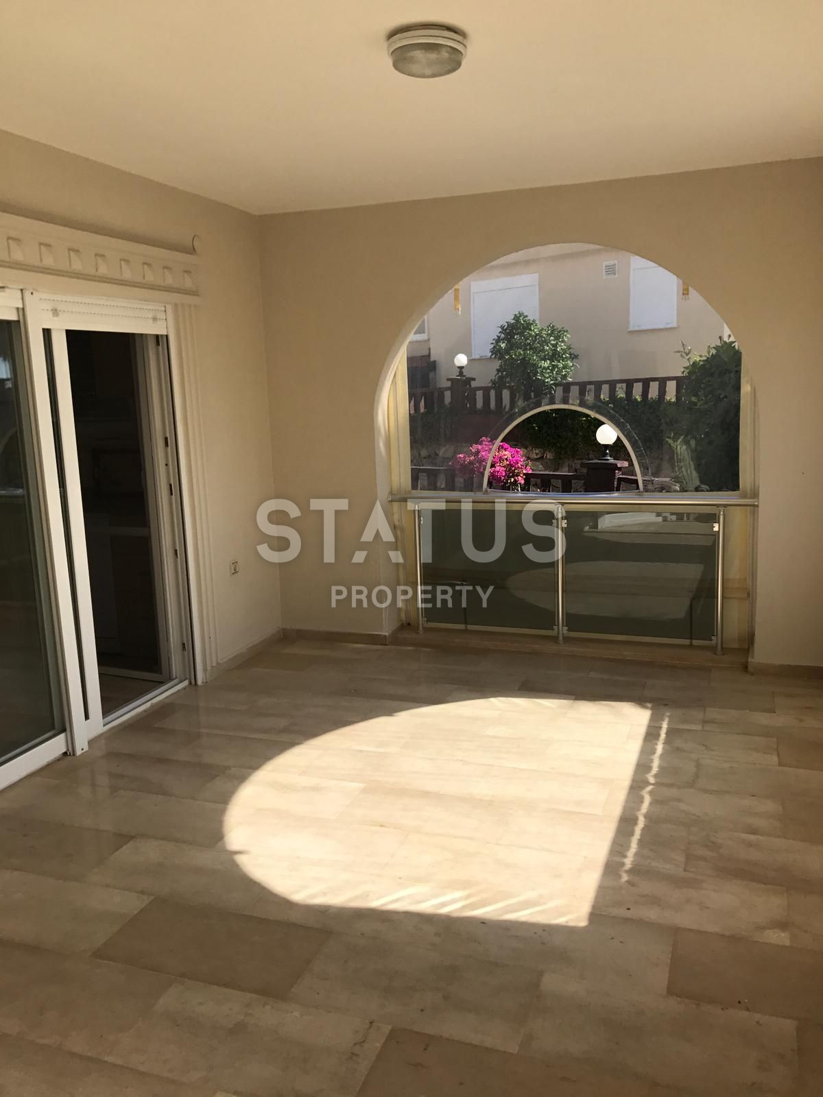 Вилла 3+1 с собственным бассейном и садовым участком в Каргыджаке, 220 м2. фото 14