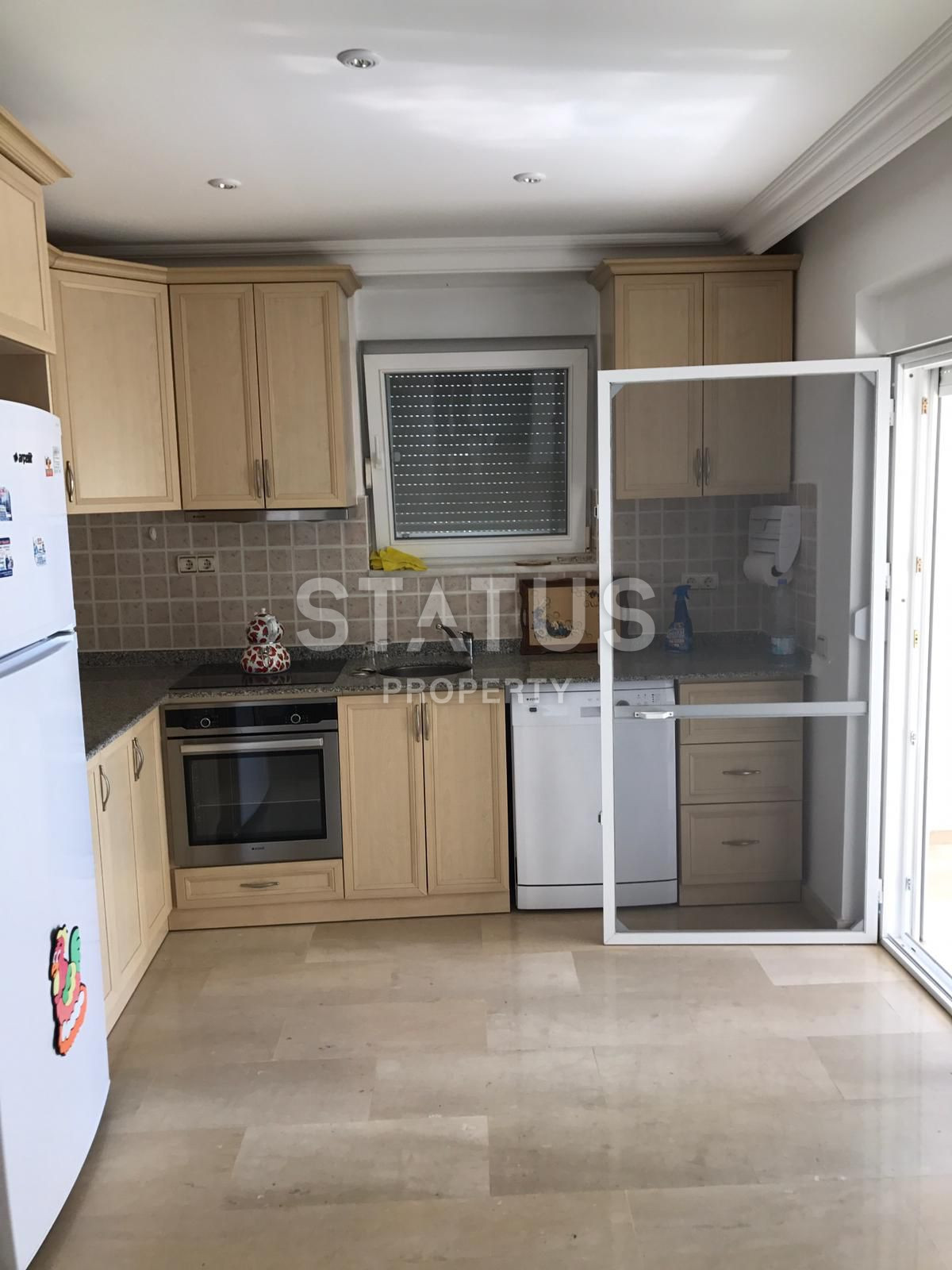 Вилла 3+1 с собственным бассейном и садовым участком в Каргыджаке, 220 м2. фото 16