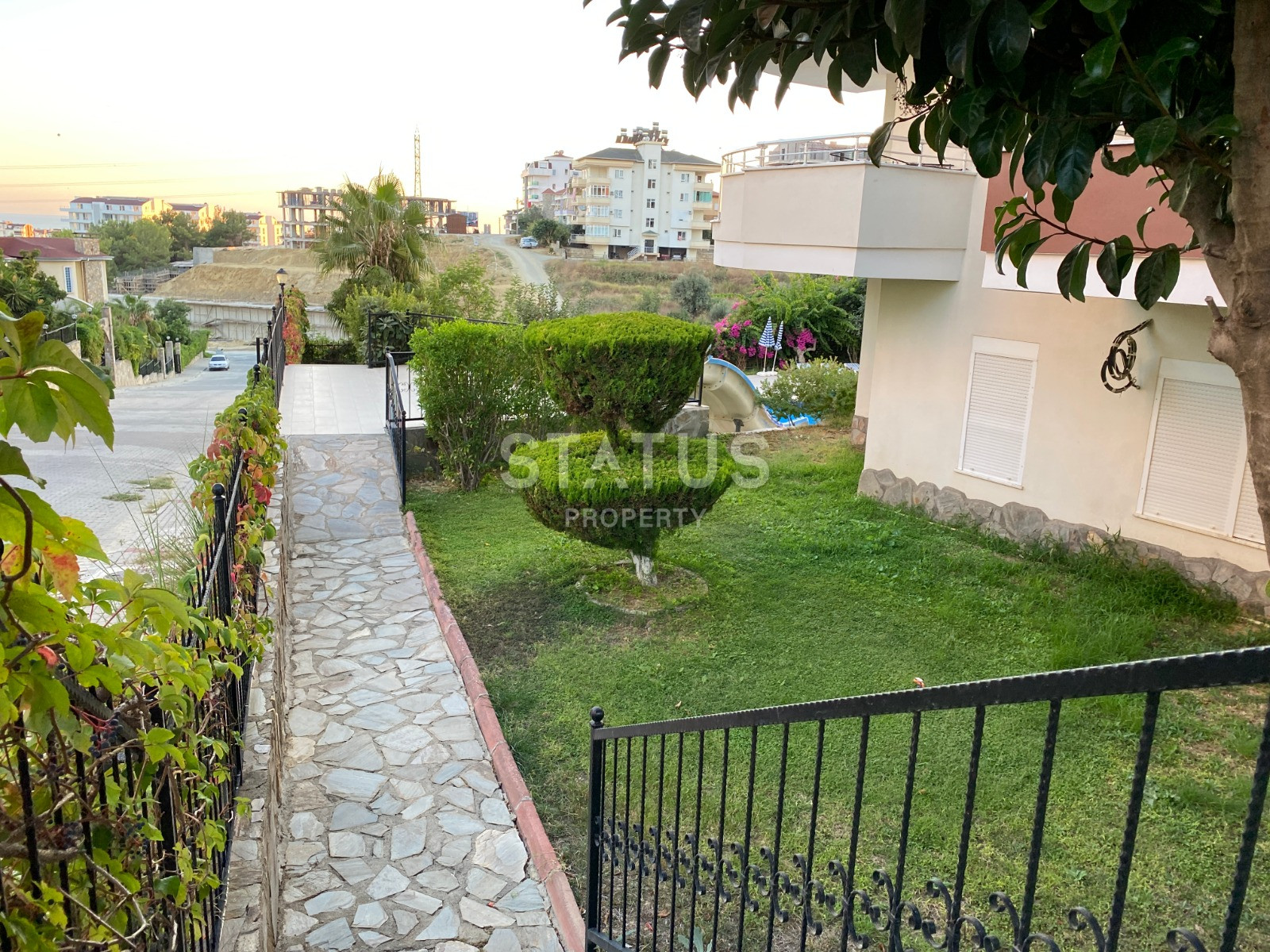 Spacious apartment 2+1 in a cozy complex, 115 m2. Avsallar, Alanya. фото 6