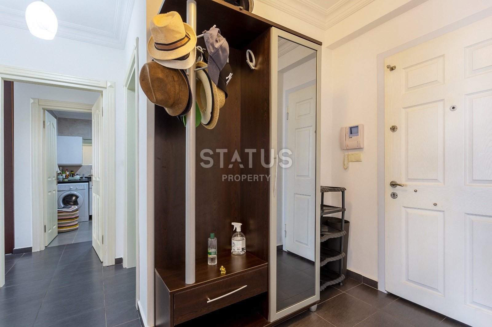 Трехкомнатная квартира с мебелью планировки 2+1 в Оба, 114 м кв. фото 2