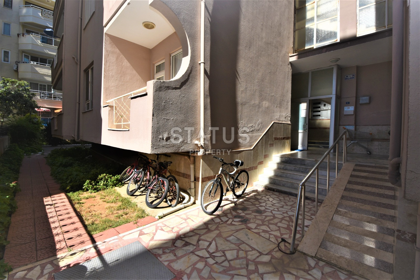 Квартира 2+1 с отдельной кухней в 50 метрах от моря, в Махмутларе, 110 кв.м. фото 18