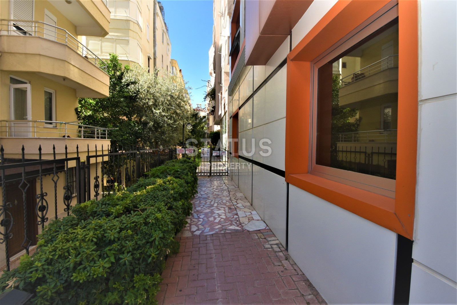 Квартира 2+1 с отдельной кухней в 50 метрах от моря, в Махмутларе, 110 кв.м. фото 19