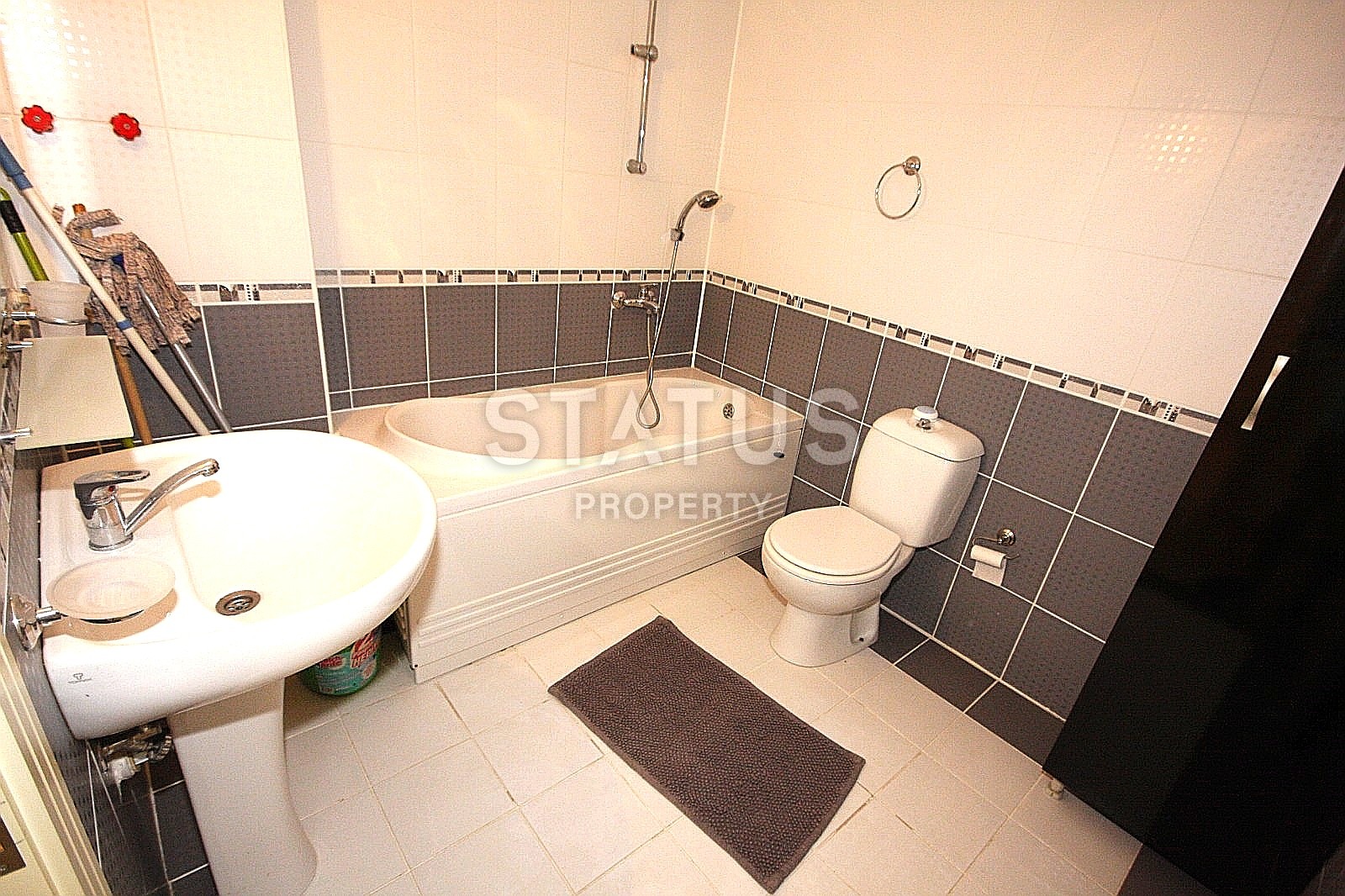 Просторная квартира с мебелью в районе Тосмур по хорошей цене. 120 кв.м. фото 20