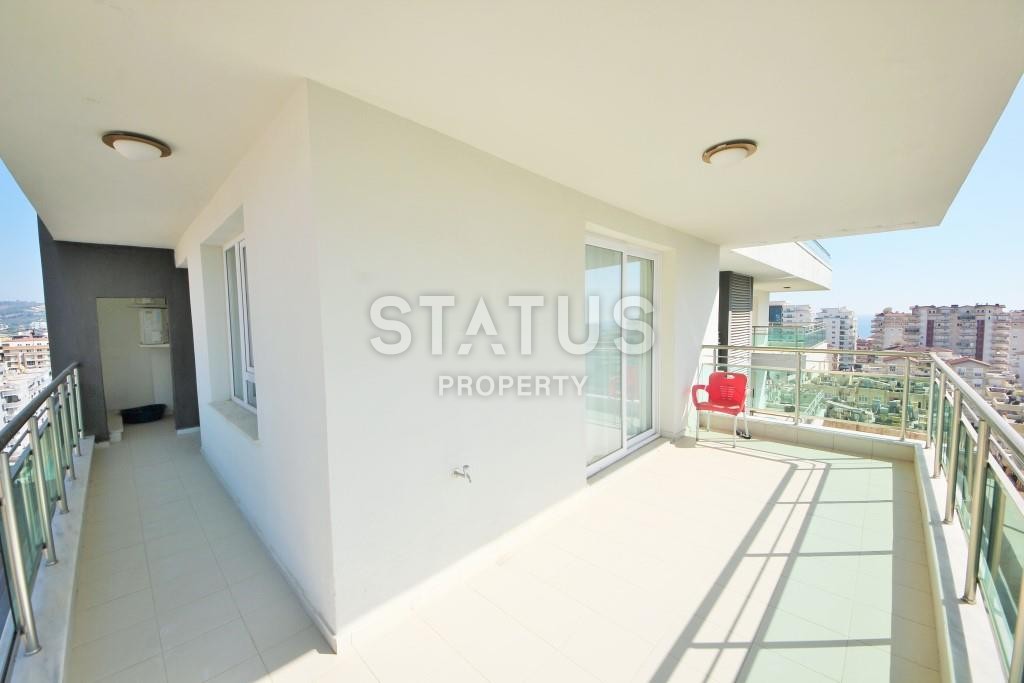 Шикарный пентхаус с огромной террасой с видом на море и горы, 180 м2 фото 17