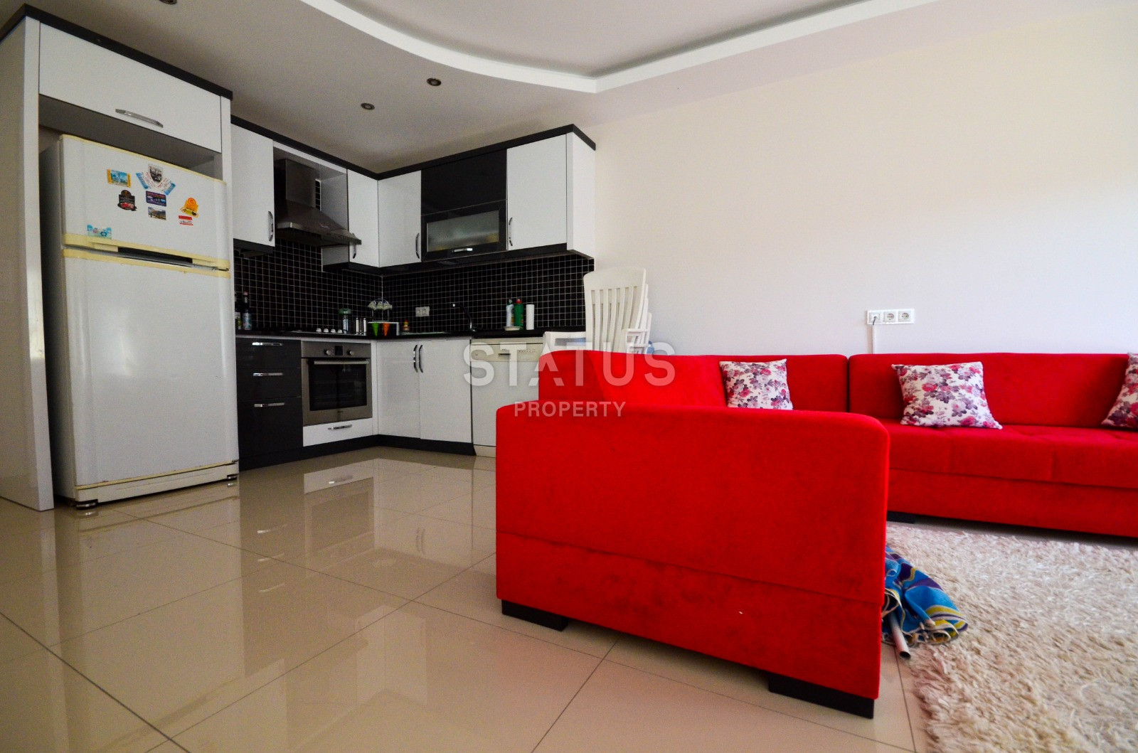 Large apartment 1+1 with mountain views in Mahmutlar, 85 m2. фото 14