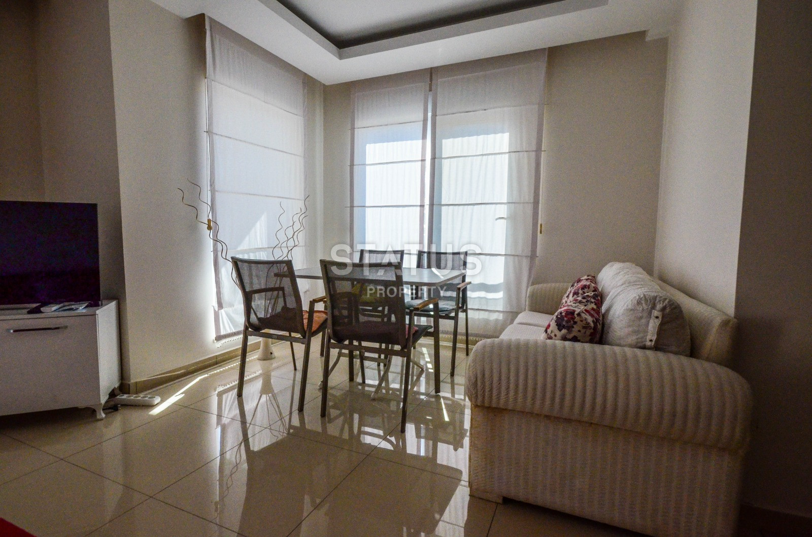 Large apartment 1+1 with mountain views in Mahmutlar, 85 m2. фото 23