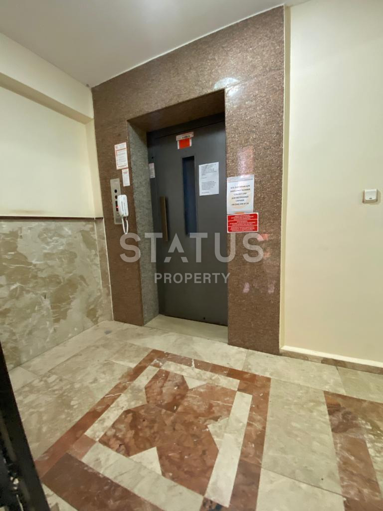 Квартира с тремя спальнями в 600 метрах от моря, в Махмутларе, 140 кв.м. фото 9