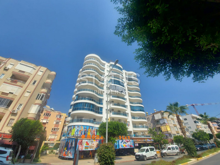 Трехкомнатные апартаменты в Махмутларе на улице Барбаросса в комплексе с бассейном, 120м2 фото 1